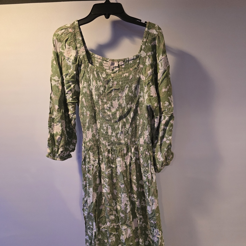 Green Floral Long Sleeve Dress